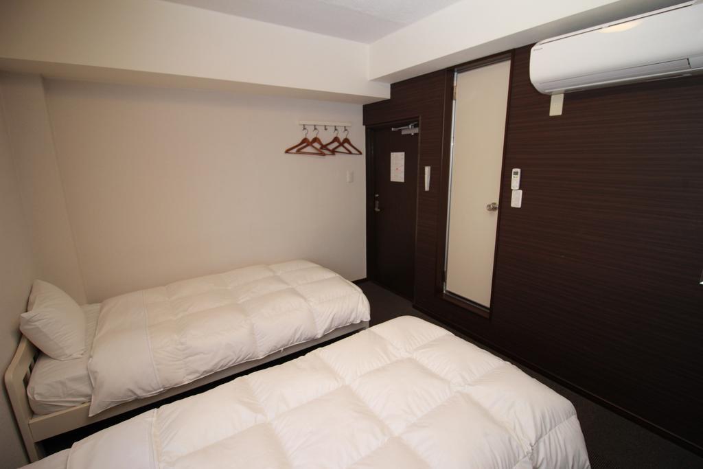 Hotel Chrysantheme Kyoto Bagian luar foto